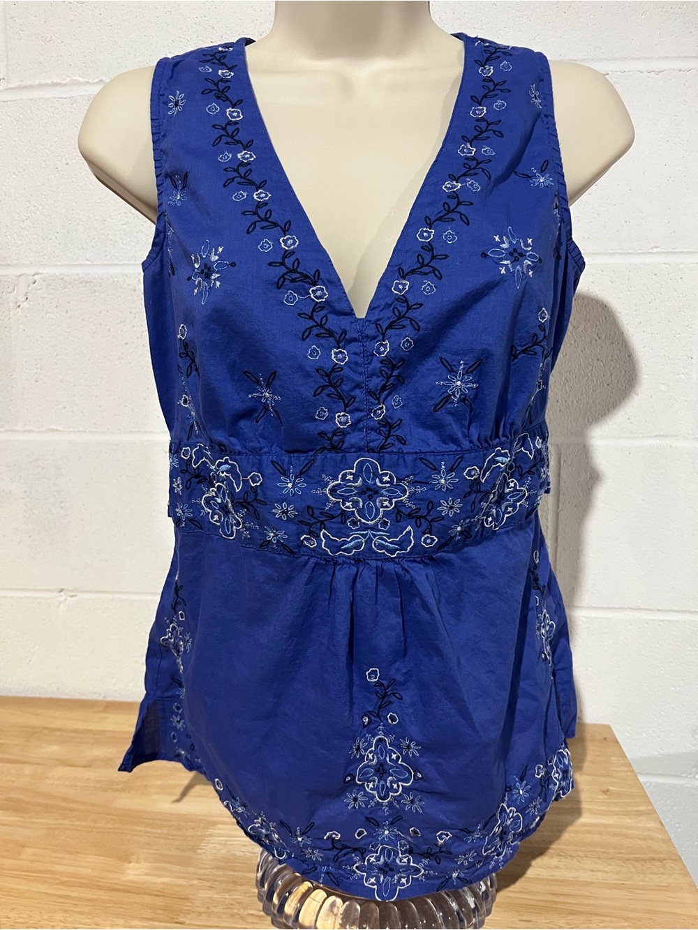 Blue Floral Fairycore Feminine V-Neck Sleeveless Ties in the Back Outfit JPR S